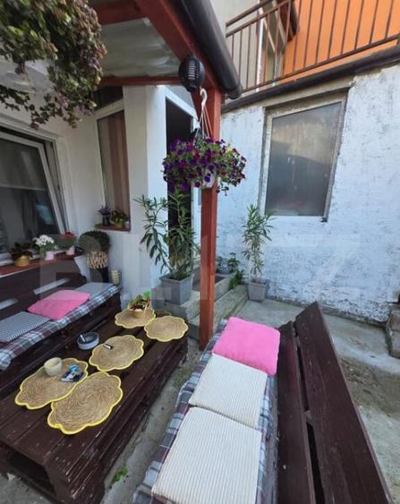 Casa cu 3 camere, 100 mp, zona centrala - 9