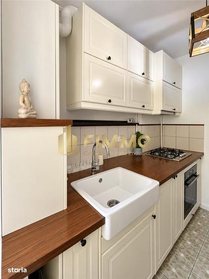 Apartament cu 2 camere decomandat în Roșu