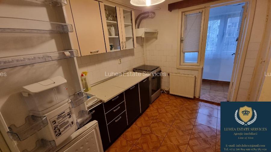 Închiriere - Apartament cu 2 camere zona Moto Velo, Reșița