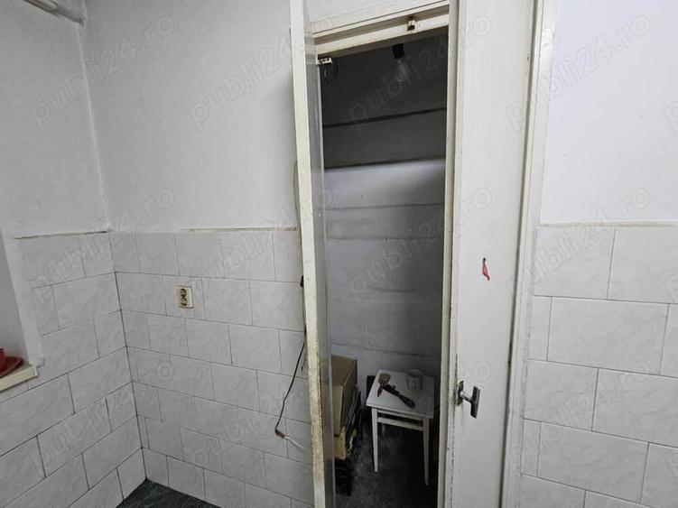 Apartament 3 camere, etaj intermediar, Pia?a Victoriei, comision 0% - 7