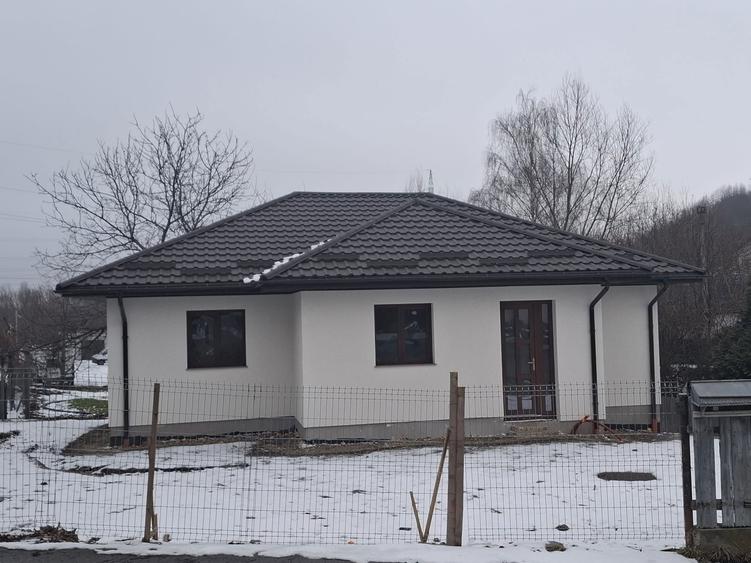 Casa de vanzare Falticeni - 1