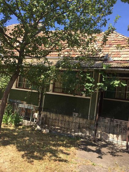 Vand casa la tara - 5