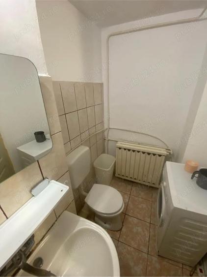 Vand inchiriez garsoniera - 3