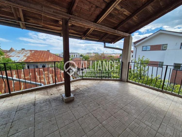 TECHIRGHIOL (COD 02)-  Vilă 10 camere ultracentrala - 9