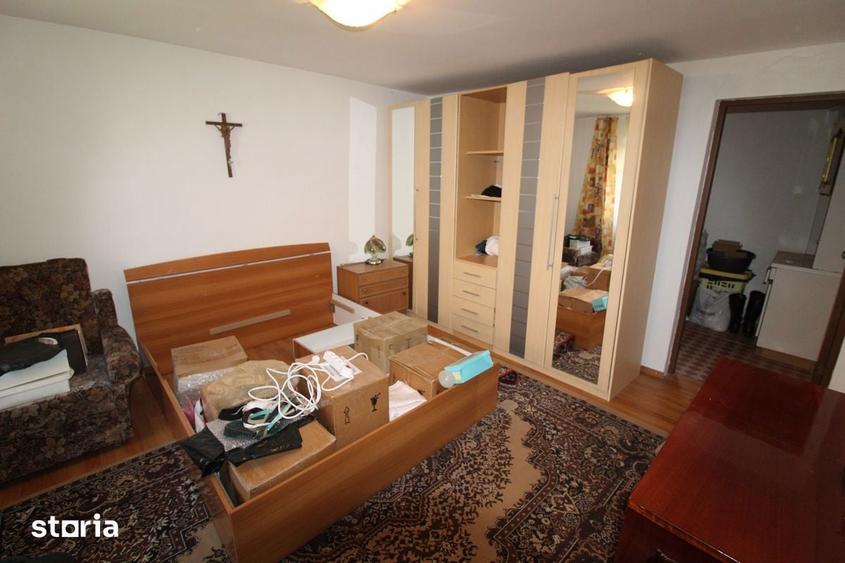 Vand casa P+Pod in Hunedoara, zona Chizid, teren 449mp, garaj... - 10