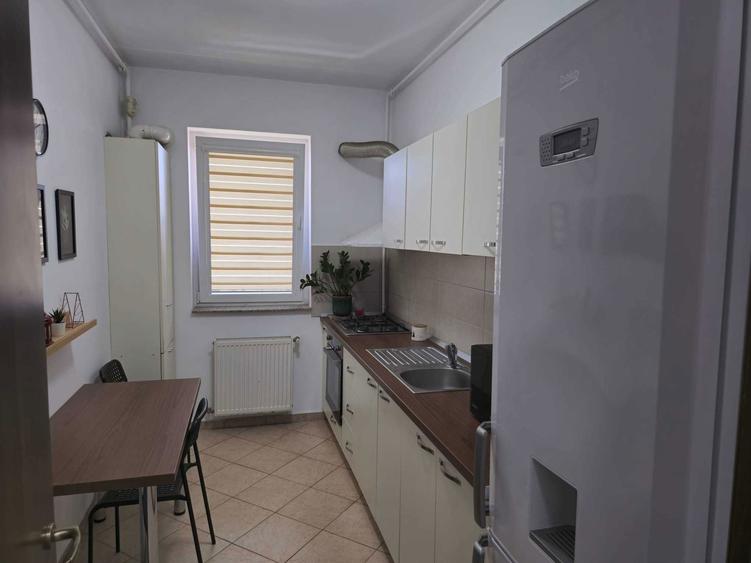Inchiriez apartament 3 camere Fundeni - 2
