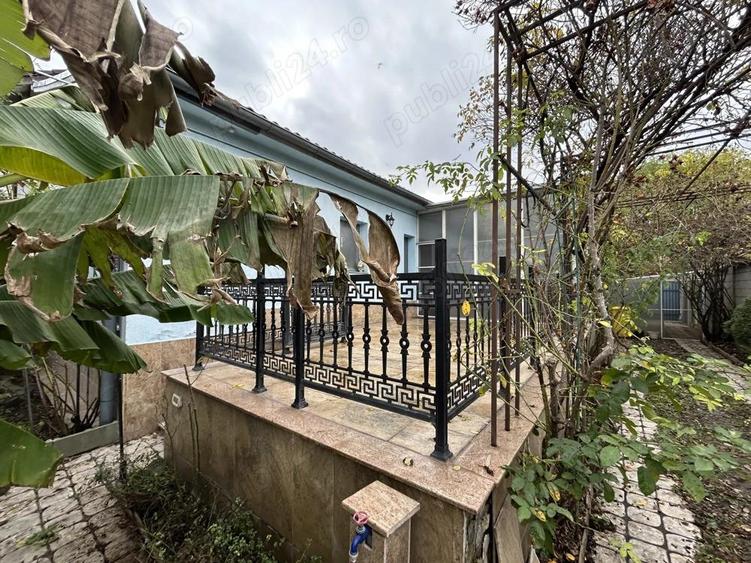 Vand casa mare, din caramida,situata in Parneava, st.972 mp, sc.230 mp - 4