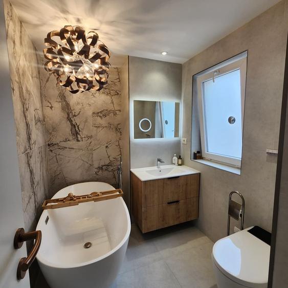 Unicat în Blocul Florentin: 3 camere, 2 băi, renovat integral cu designer - 12