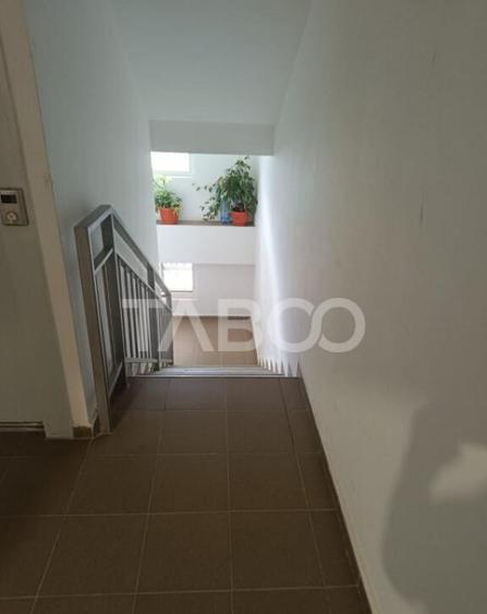 Garsoniera cat un apartament! 51 mp utili balcon 6 mp etaj 3 - 1