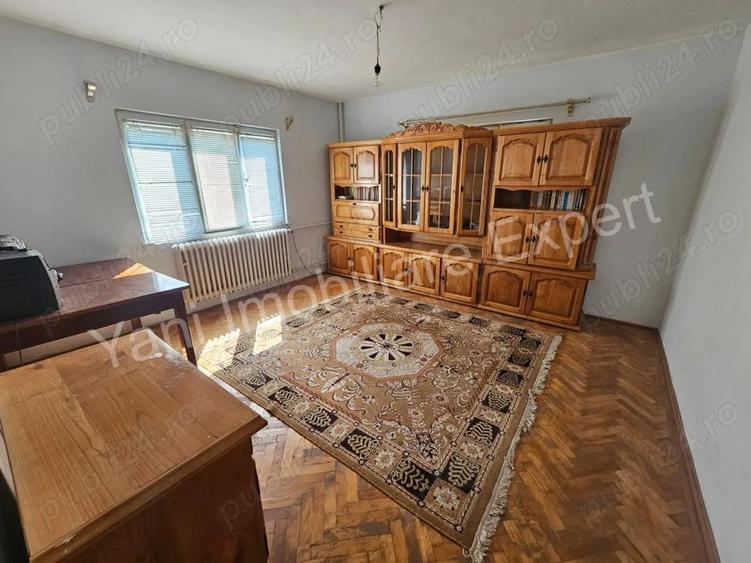 Casa + 6100 mp teren de vanzare in comuna Cepari, sat Urluie?ti, jude? Arge?. - 13