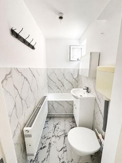 Apartament cu 3 camere renovat de vânzare in Sebeș - 5