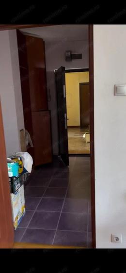 Garsoniera spatioasa, decomandata, 300 m metrou Dristor, investitie, bloc solid - 1