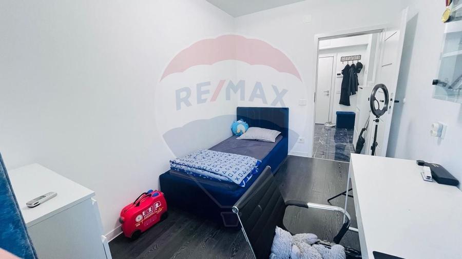 Apartament cu 3 camere de vânzare în zona Nufarul - 5