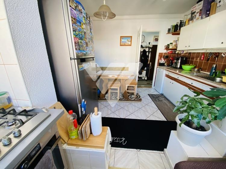 Apartament 3 camere mobilat 63 mp Vasile Aaron Sibiu - 8