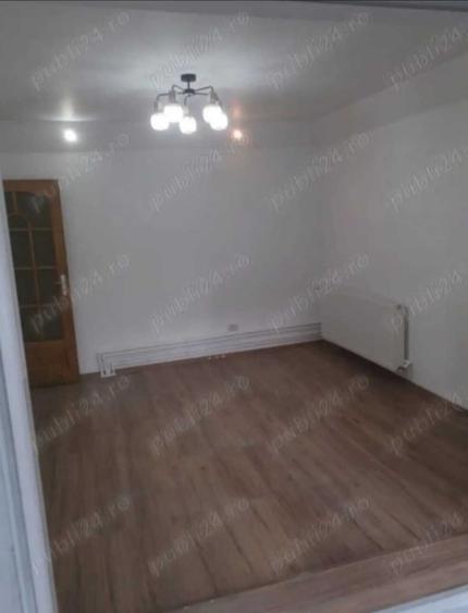 Inchiriez spatiu comercial govandar Republicii 4 - 3