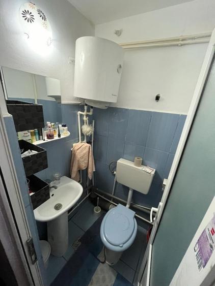 Garsoniera str Alunisului etajul 4 din 4 - 4