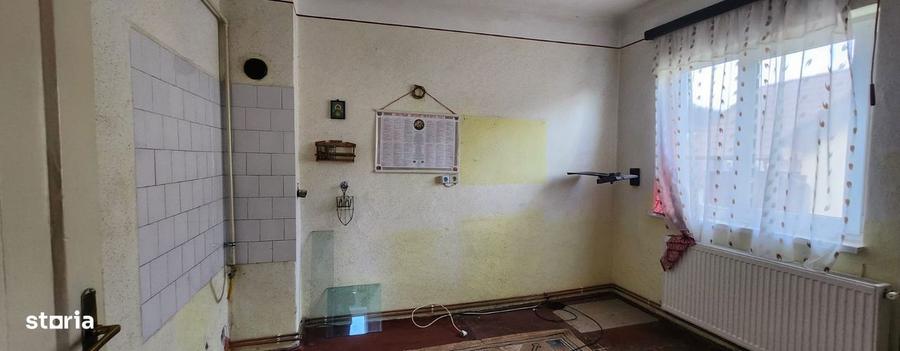 Garsoniera situata la mansarda in casa, Str. Astra in cartier Noua! - 6