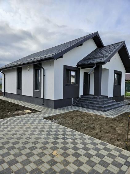 Casa noua, 3 dormitoare, livada - 5