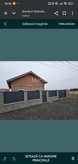 Vand casa la rosu Vand casa la rosu