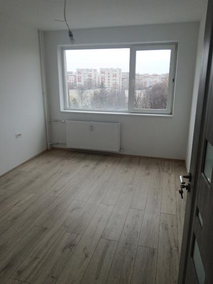 Vînd apartament 2camere cf1 Berceni  - 1