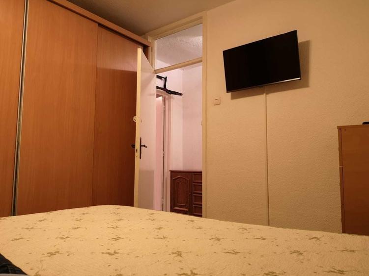 Apartament cu 2 camere decomandat în 1 Mai