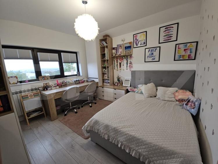 Vila de lux cu 5 camere in Galata, zona linistita - 20