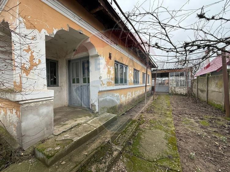 Casă / Vilă cu 3 camere de vânzare - 3