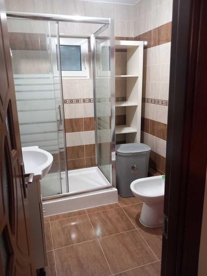 De inchiriat apartament cu 2 camere , Metrou Brancoveanu sector4 - 6