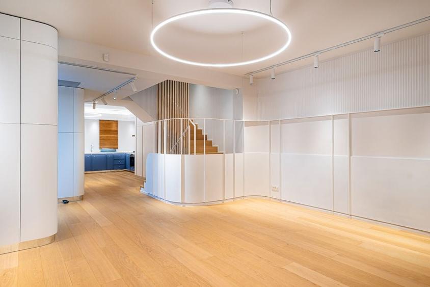 Vila noua, cu arhitectura moderna de vanzare - Timpuri Noi - 2