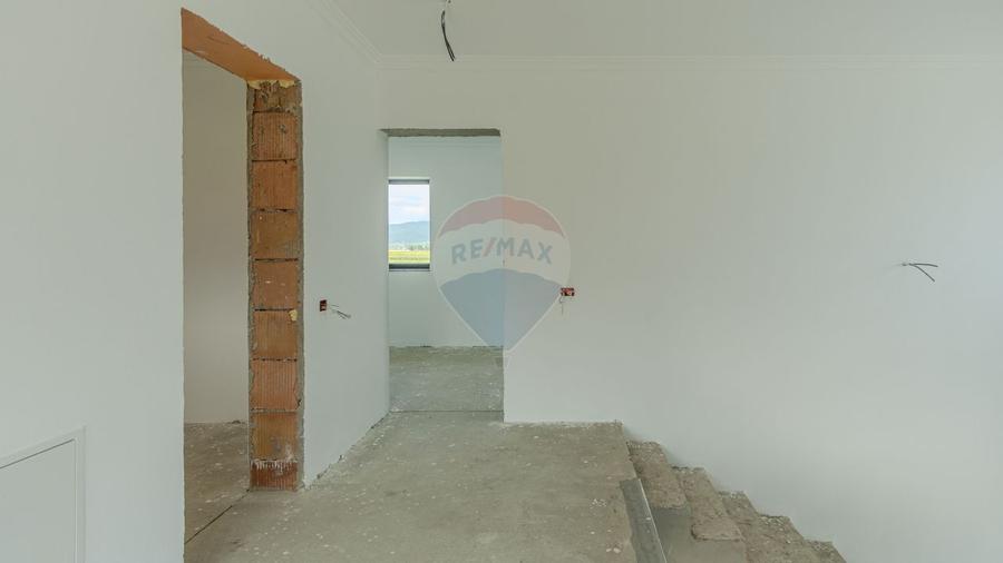 Casa moderna, la cheie, in Cristian - Str. Carpati - 6