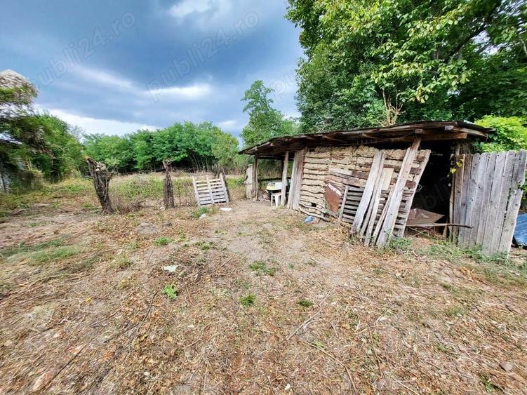 *PROPRIETAR*Casa Batraneasca*Toate Utilitatile*Com. Plopu*Sat Plopu*PH* - 3