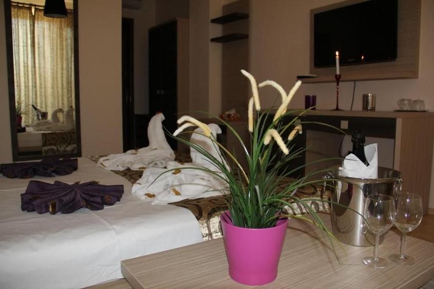 HOTEL 3 STELE, 5 NIVELE, MAMAIA NORD KM 0 ZONA ALEZZI - 27