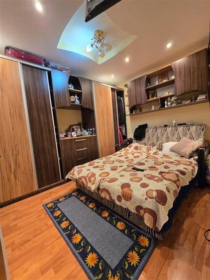 Etaj 1 - Mircea cel Batran - 2 camere model cu geam la baie - 4