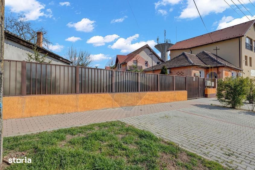 Oportunitate rara in Chisineu-Cris: locuinta si spatii comerciale - 8