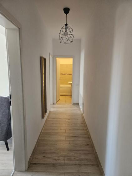 Inchiriez apartament 2 camere - 8