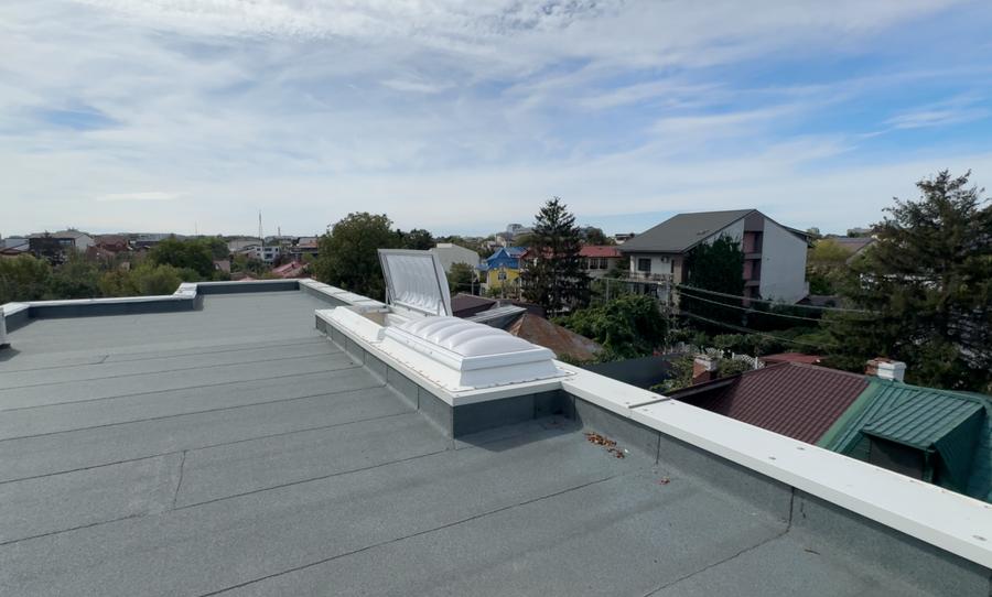 Penthouse, Damaroaia - 7