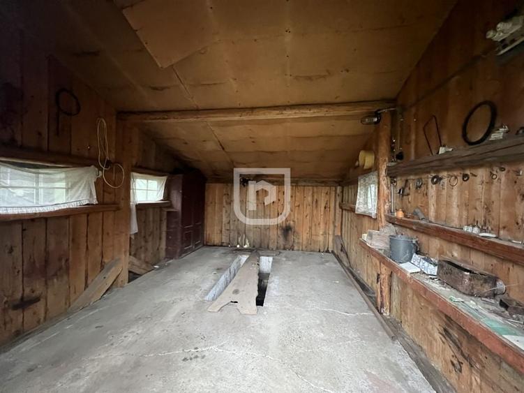 De vanzare casa, atelier fierarie, 4 anexe - 2507 mp in Manastirea Humorului - 10