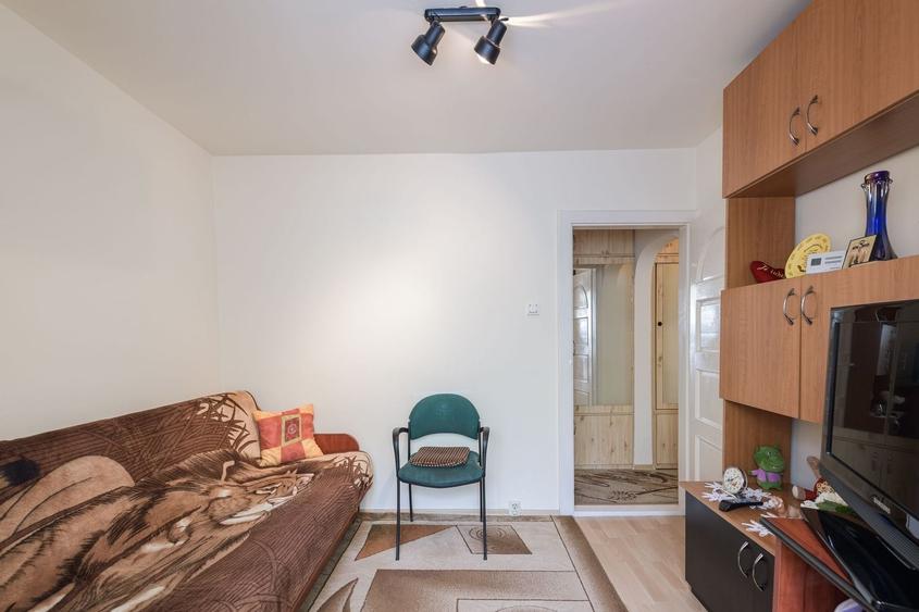 Apartament 4 camere, etaj 2, str. Castanilor, garaj de beton. - 19