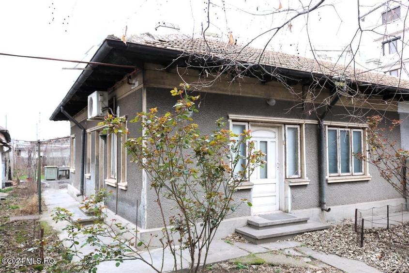 Gara - Spitalul CFR - Str. Scolii, casa din caramida, teren 380 mp! - 10