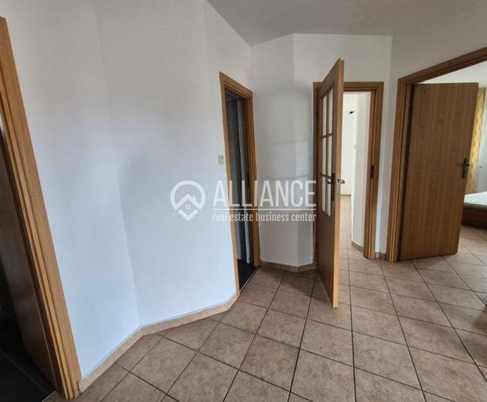 TECHIRGHIOL (COD 02)-  Vilă 10 camere ultracentrala - 11