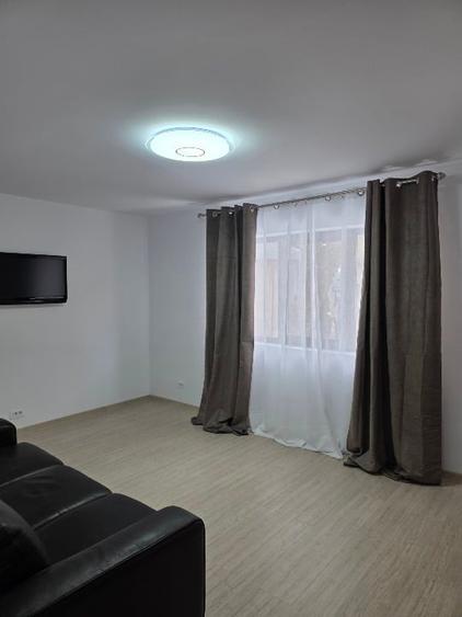 Vilă interbelică 6 camere restaurată integral – proprietate rară Sinaia centru - 3