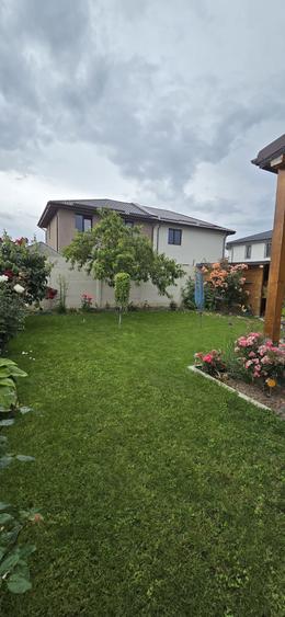 Vand casa complect utilata - 2