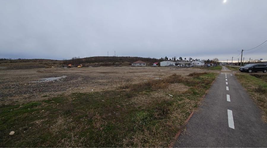 Teren intravilan de vanzare - 3