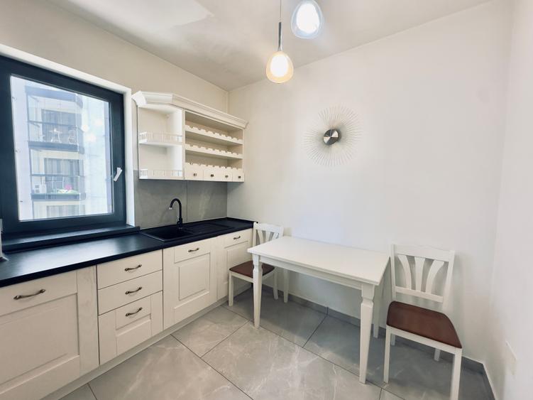 Apartament cu 2 camere de inchiriat in zona Racadau la Cosmopolit,et 6/8 - 10