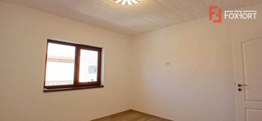 Duplex cu 5 camere si teren de 300 mp in Dumbravita la cheie - 10