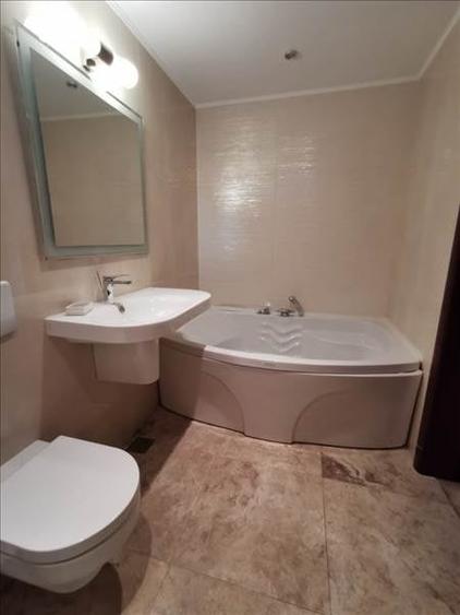 Vedere frontala la mare inchiriere 2 cam lux, terasa, loc de parcare termen lung - 6