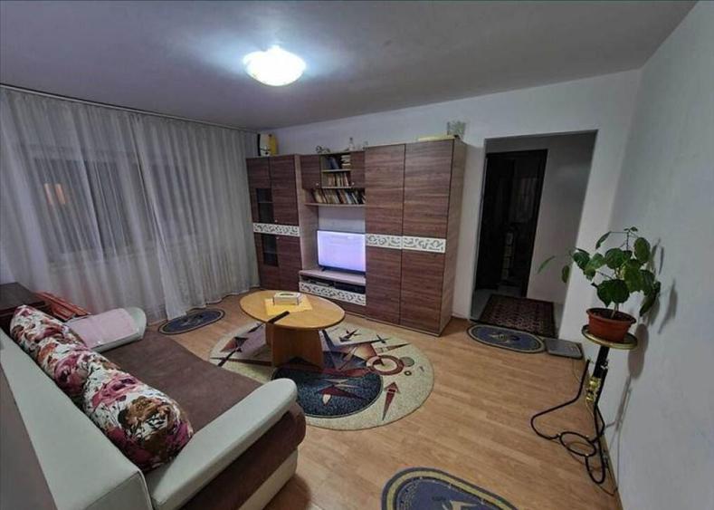 Apartament 3 camere, 2 bai Centrul Civic - 8