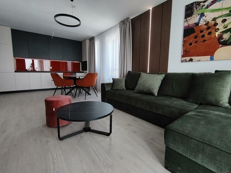Zona Pădurii Băneasa:Apartament 3 Camere - 18