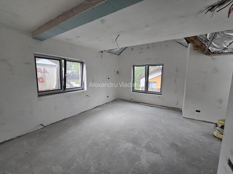 Apartament cu 4 camere 125 mp cu vedere la munti - Busteni - Zamora Apartament cu 4 camere 125 mp cu vedere la munti - Busteni - Zamora