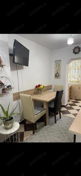 Decomandat la etajul 1 cu 2 balcoane in bloc anvelopat - 11